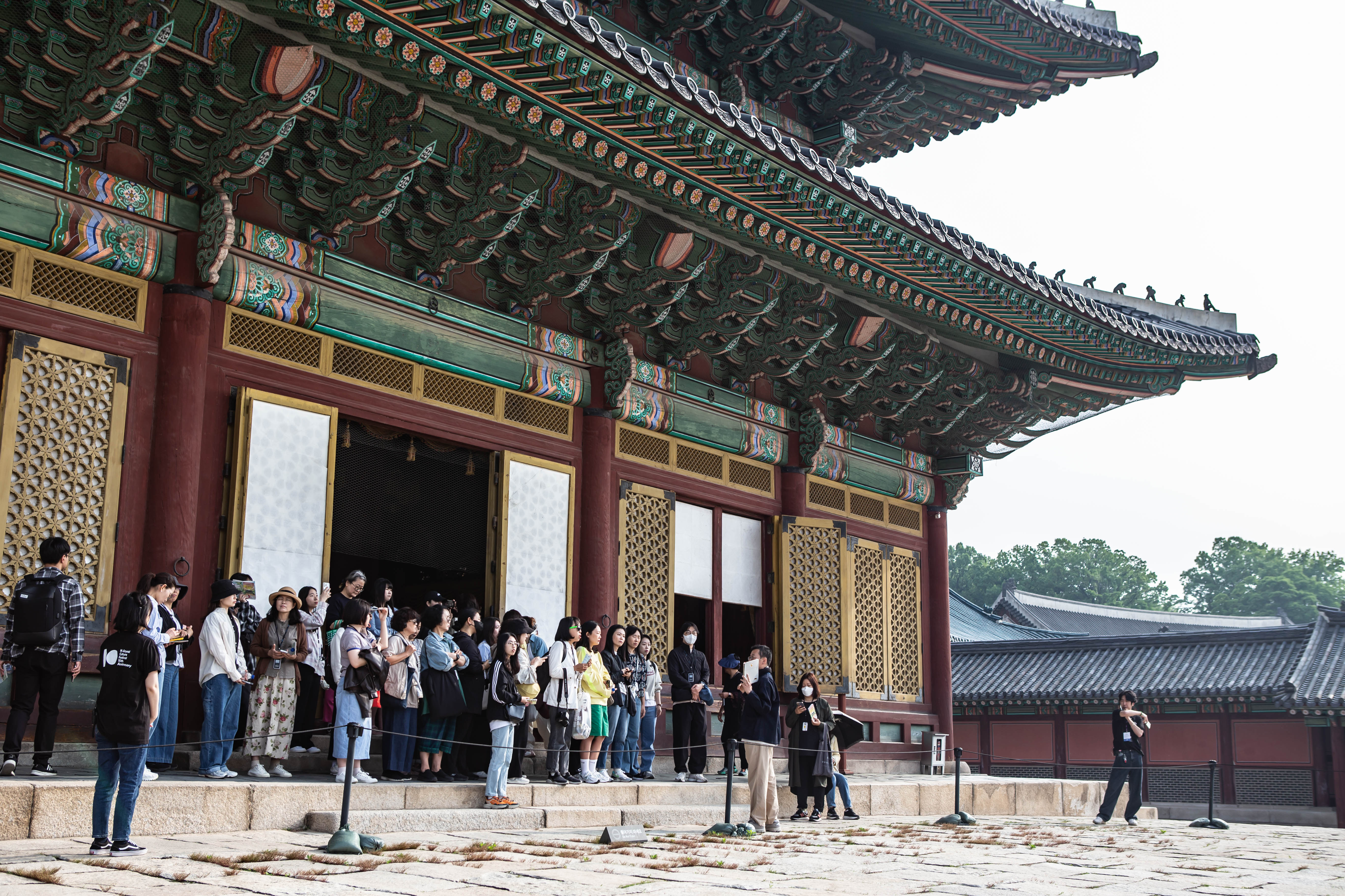 2024 봄 아침궁을 깨우다 (1).jpg