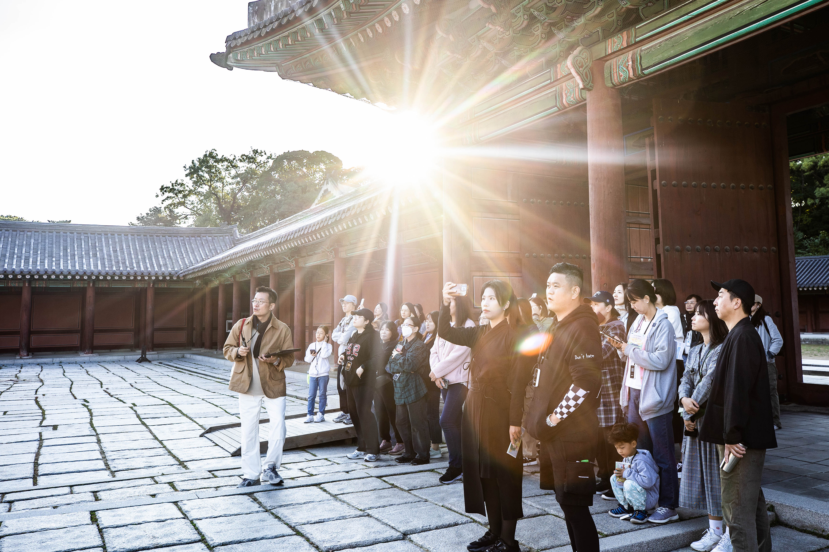 2024 가을 창덕궁_아침궁을 깨우다 (2).jpg